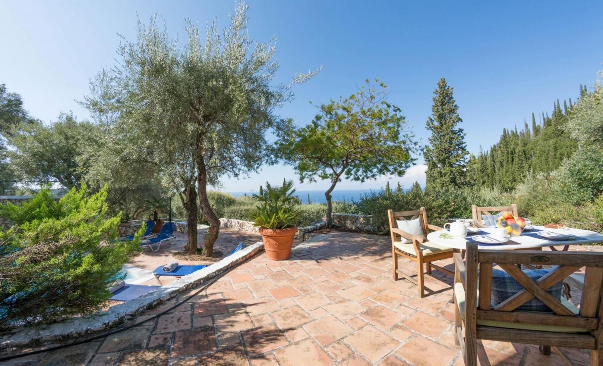 Agios Nikitas Villas Exteriör bild