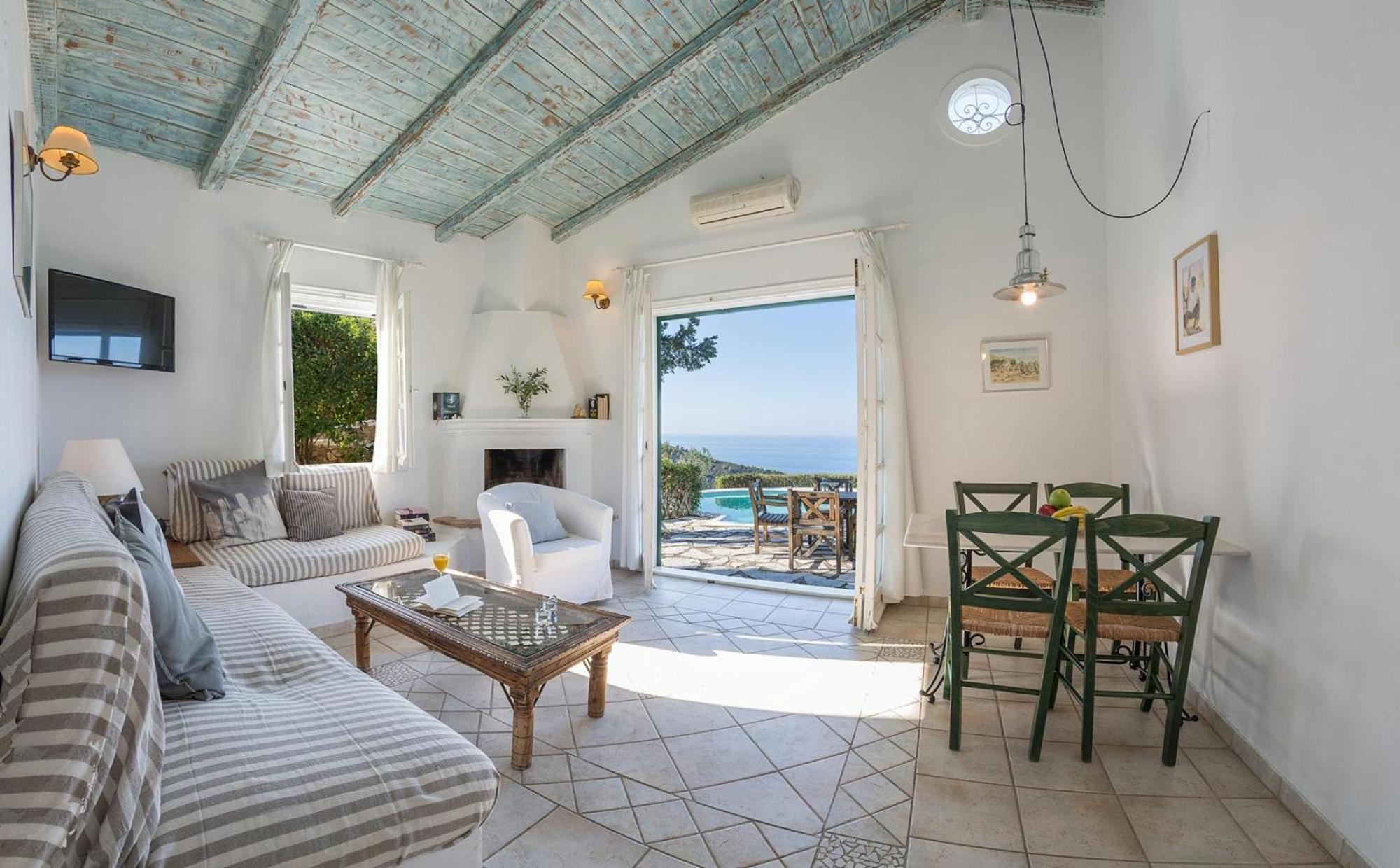 Agios Nikitas Villas Exteriör bild