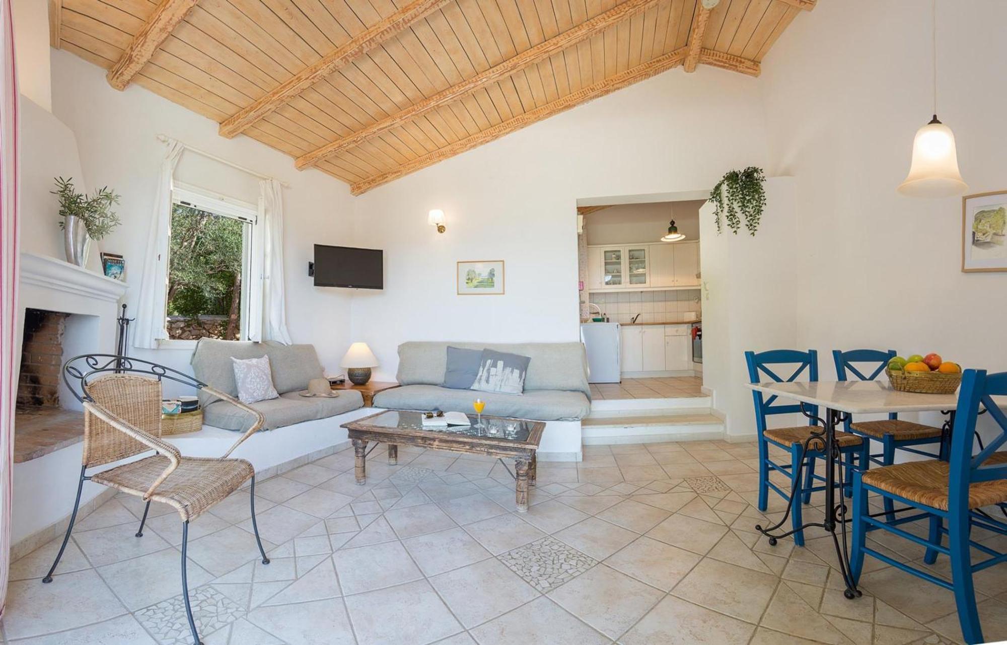 Agios Nikitas Villas Exteriör bild