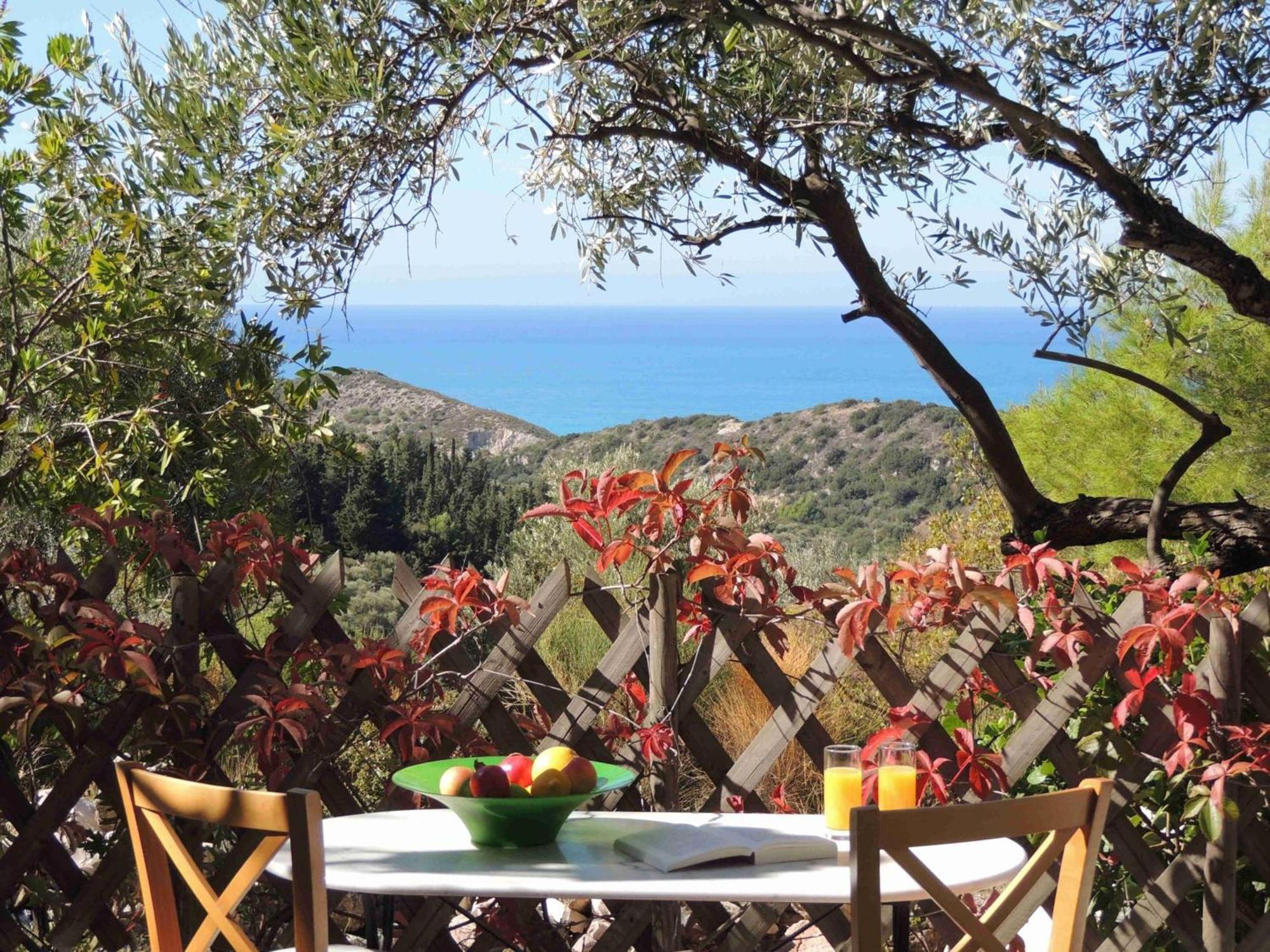 Agios Nikitas Villas Exteriör bild