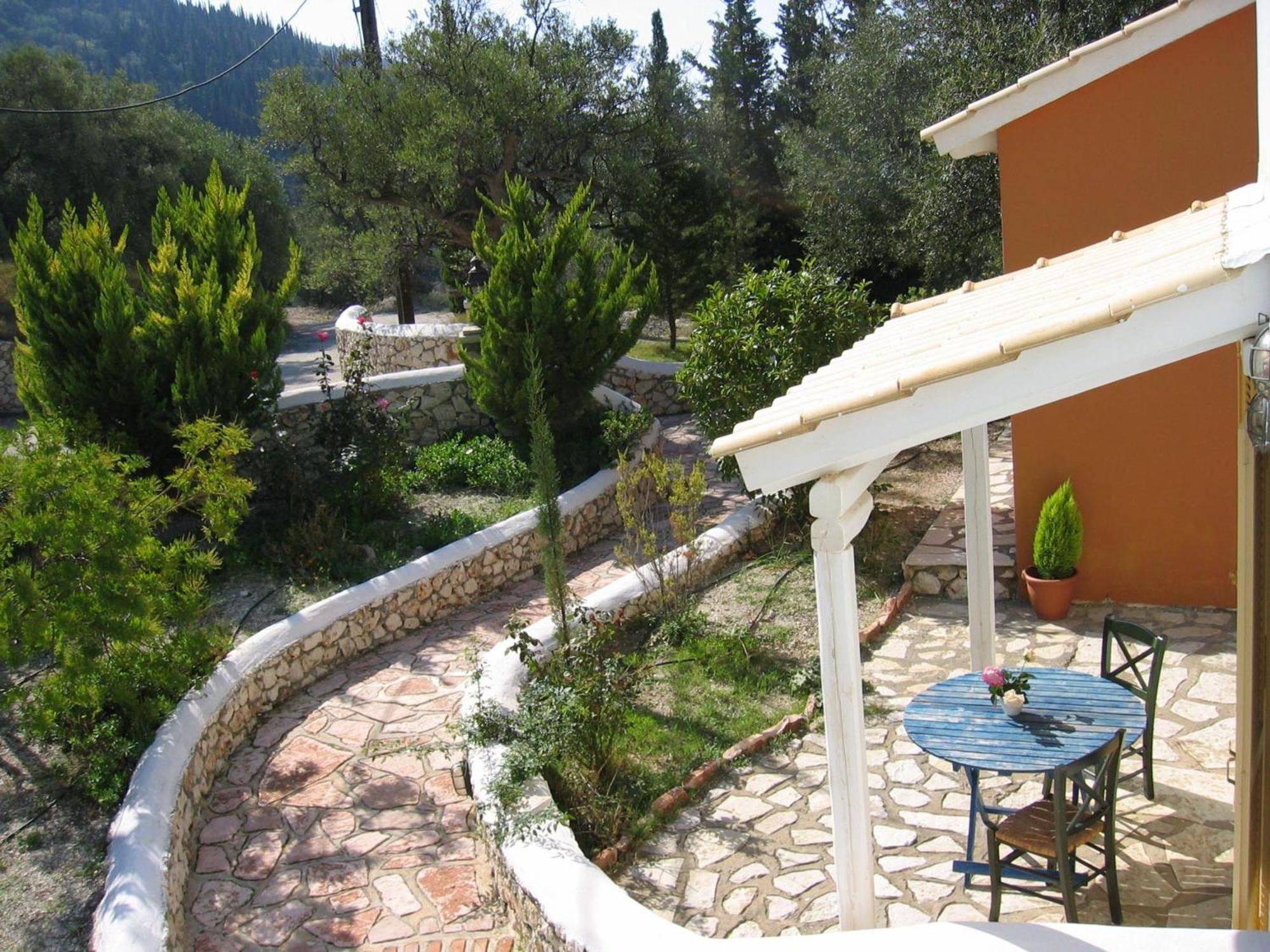 Agios Nikitas Villas Exteriör bild